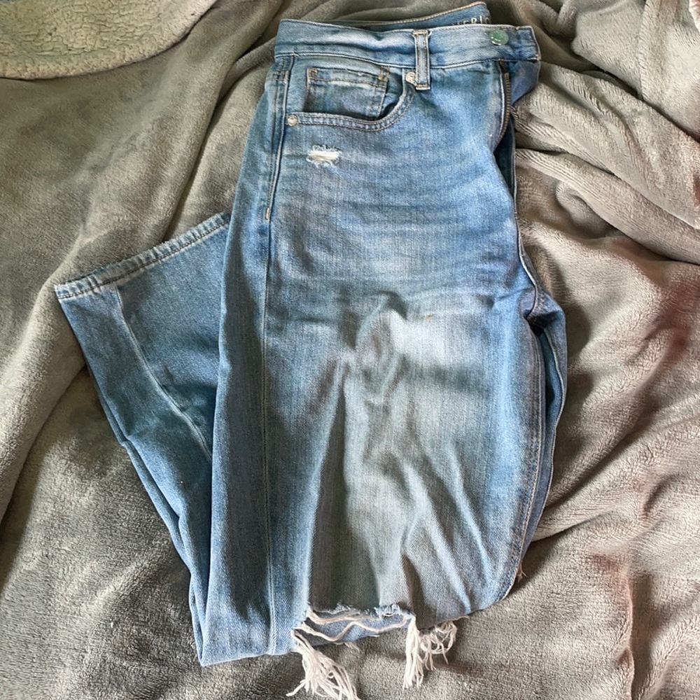 American Eagle Mom Jeans